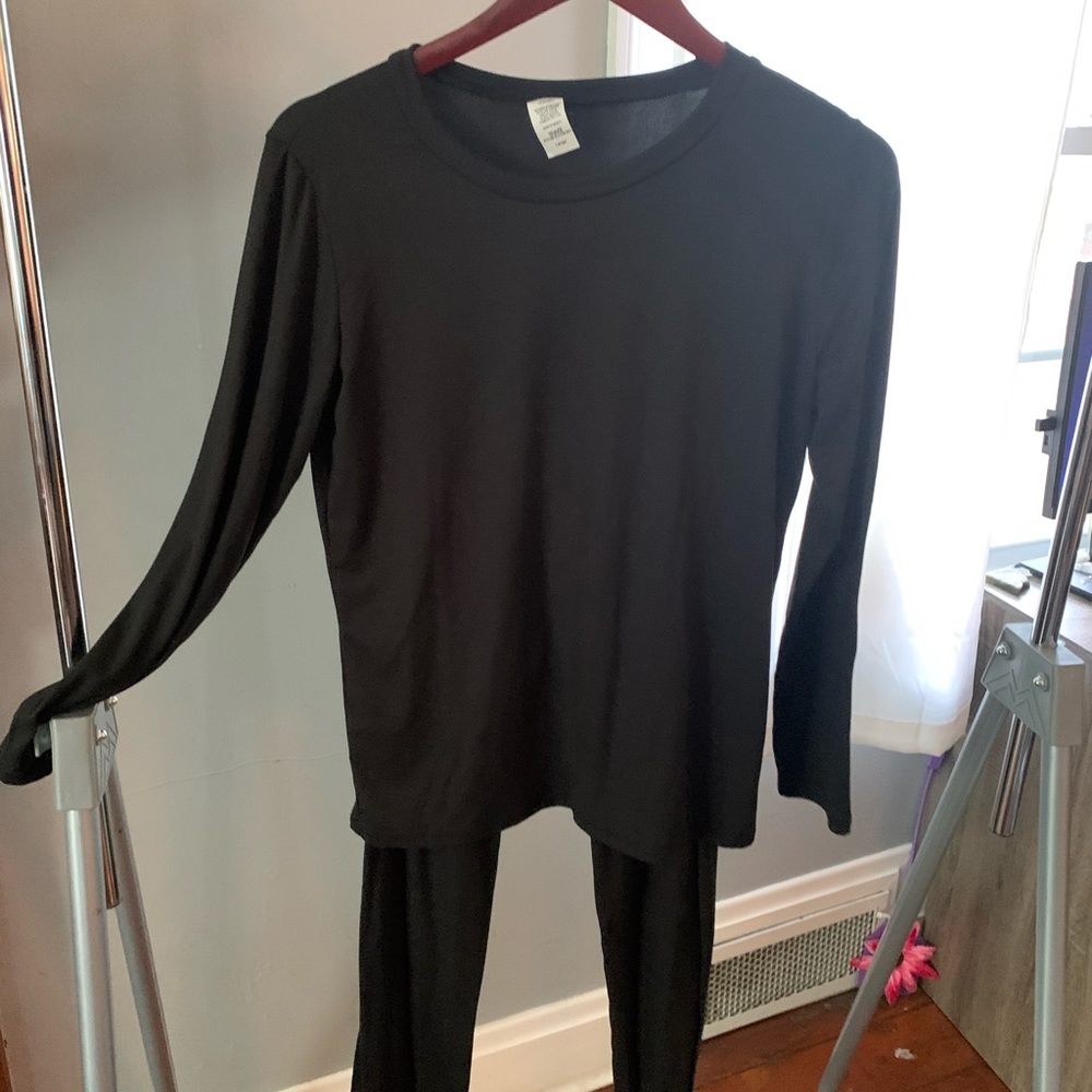 Simple Black Workout Set